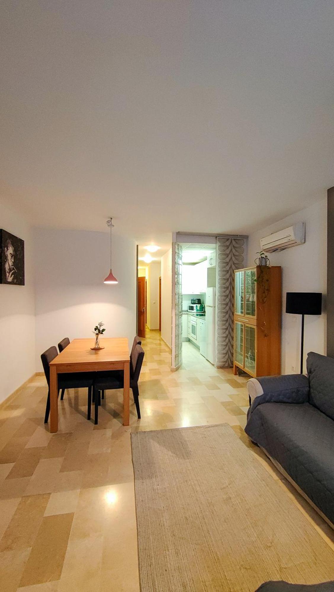 Apartament Palm Square - One Minute From The Sea! Alicante Zewnętrze zdjęcie